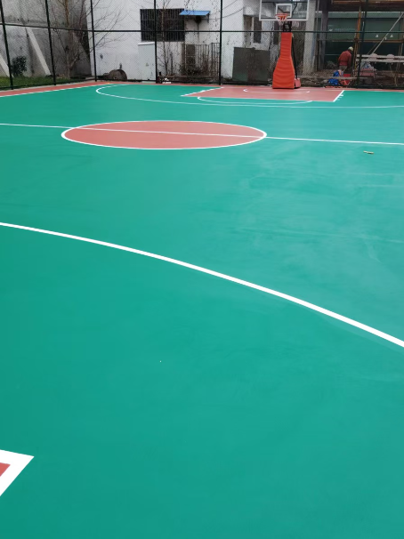 桐乡 球场长期使用易出现地面开裂